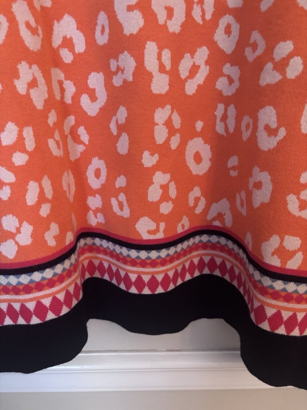 NWT Andree By Unit Size Large The Frisco Sweater Orange Animal Print - Picture 3 of 6